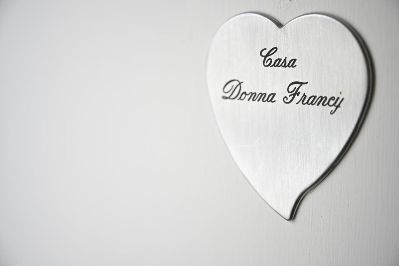 Casa Donna Francy City Center Napoli Eksteriør bilde